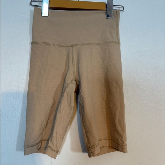 TNA Butter Biker Shorts in Beige - Size XS - Picture 2 of 7
